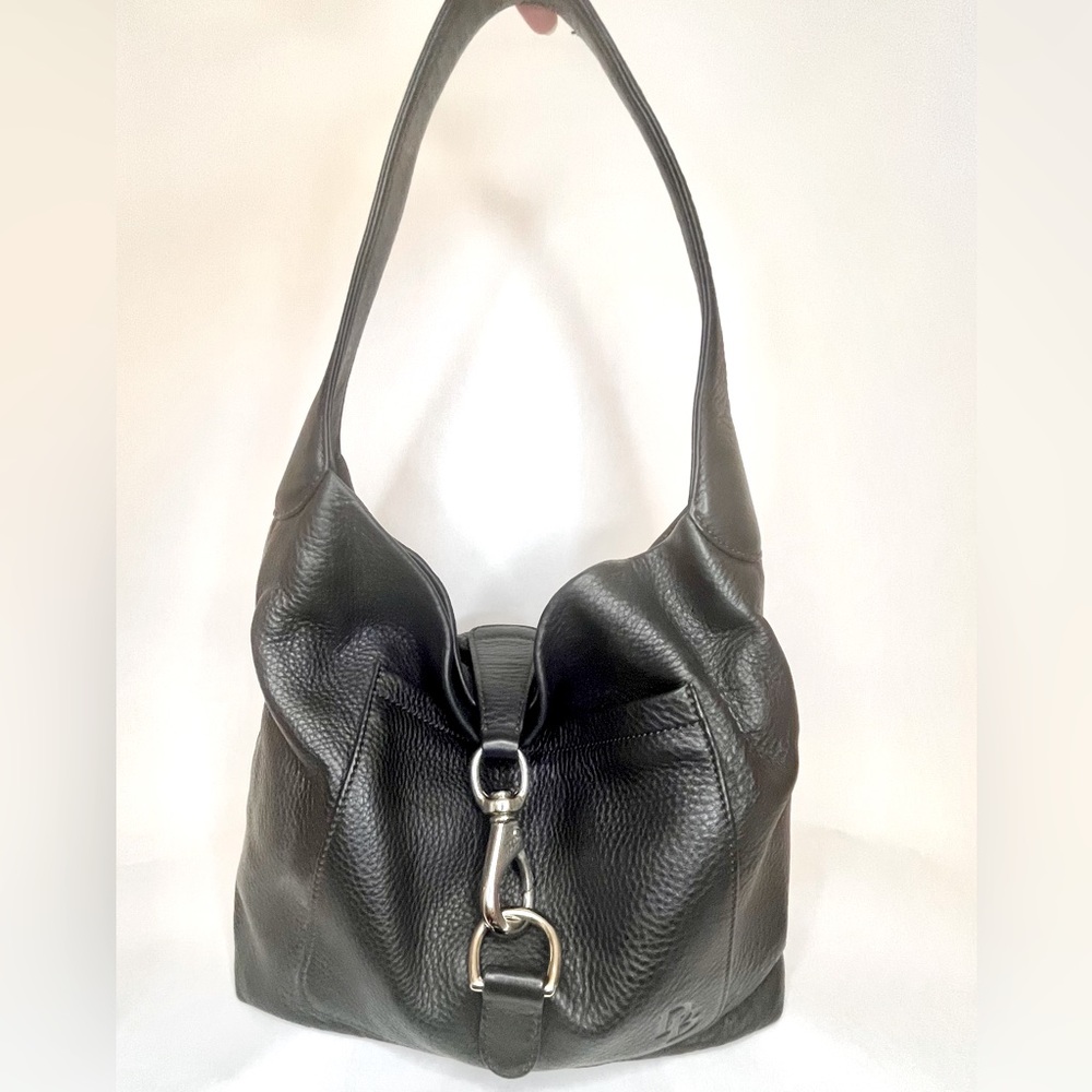 Dooney &  Bourke D&B Hobo Black  Slouch leather Handbag.